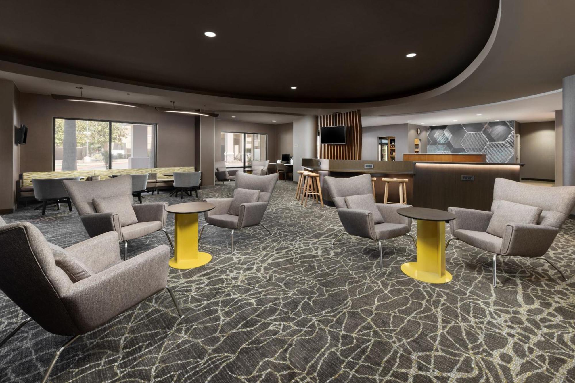 Springhill Suites Fresno Exterior foto