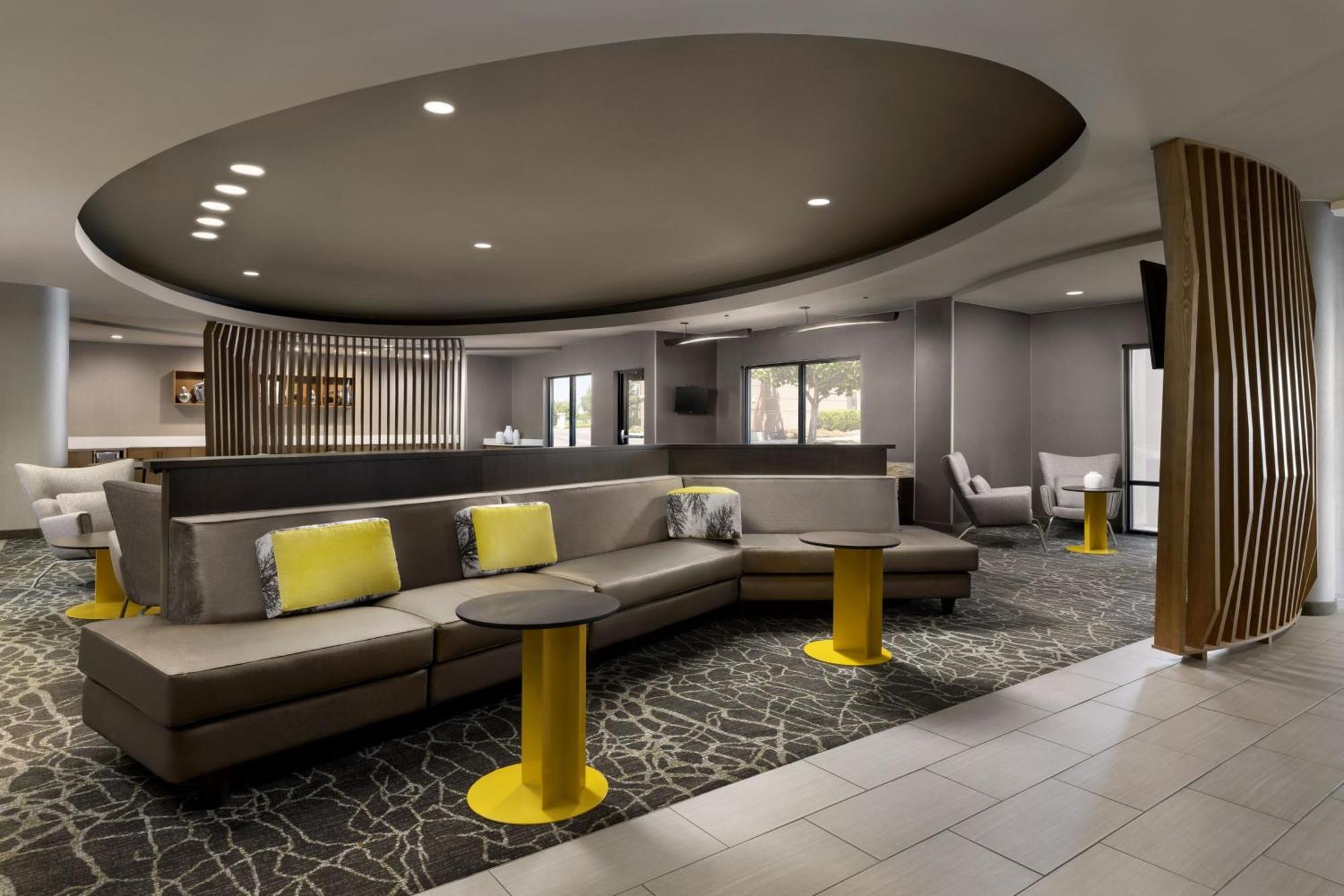 Springhill Suites Fresno Exterior foto